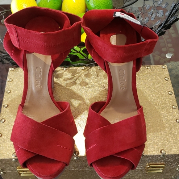 CHLOE Heels - Picture 3 of 8